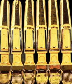 Se7en Styles Gold Shark Clips 6 Pcs