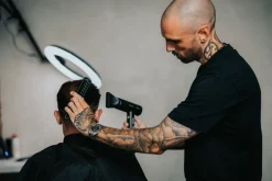 Wahl Professional Vanquish Compact Black 1600 Watt