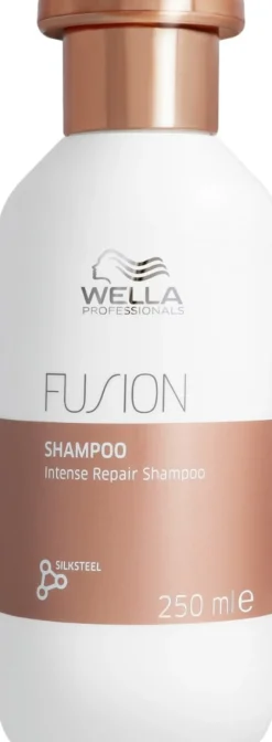 Wella Fusion Intense Repair Shampoo 250 ml
